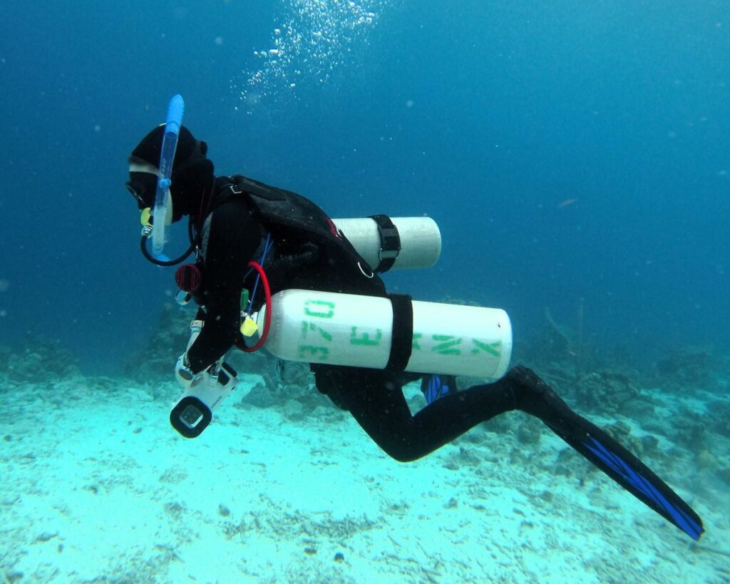 Night Dives Speciality 1 Day Side Mount Speciality